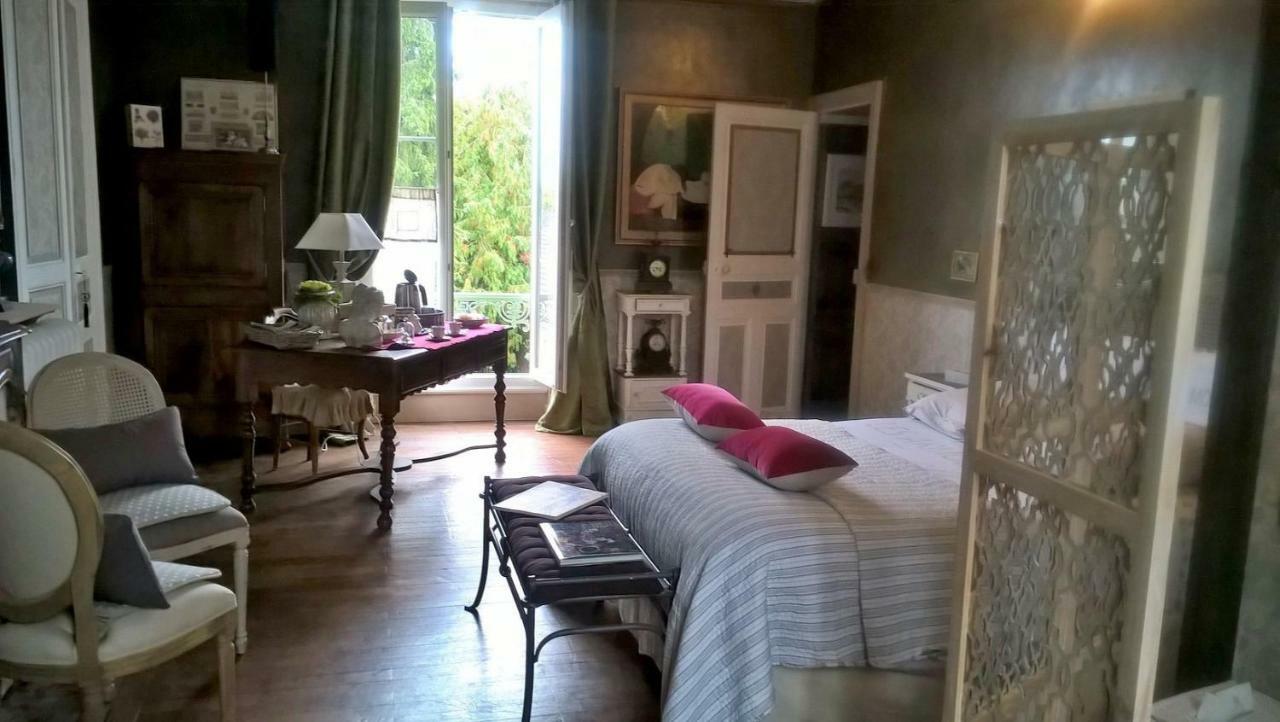 Le Clos Manceau Bed & Breakfast Le Mans Exterior photo